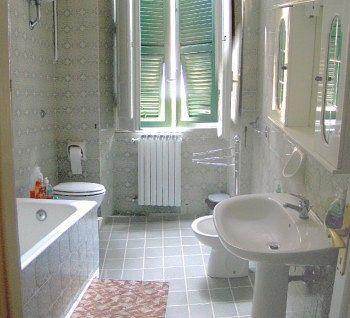 Lucky House Hotel